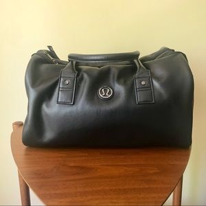 lululemon Daily Om Duffle Bag, Black